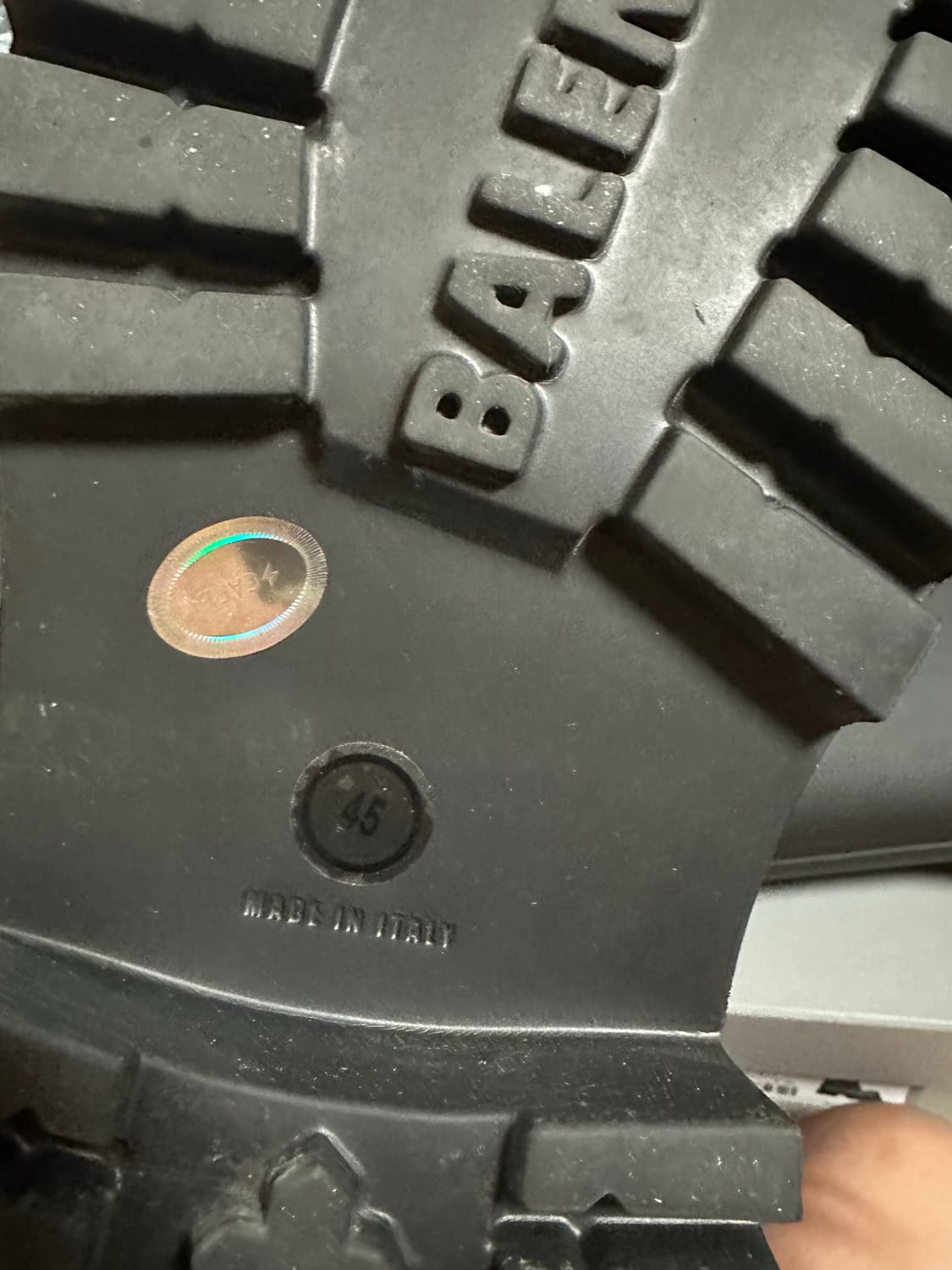 45) 발렌시아가 스테로이드 부츠 판매합니다 상품이미지7