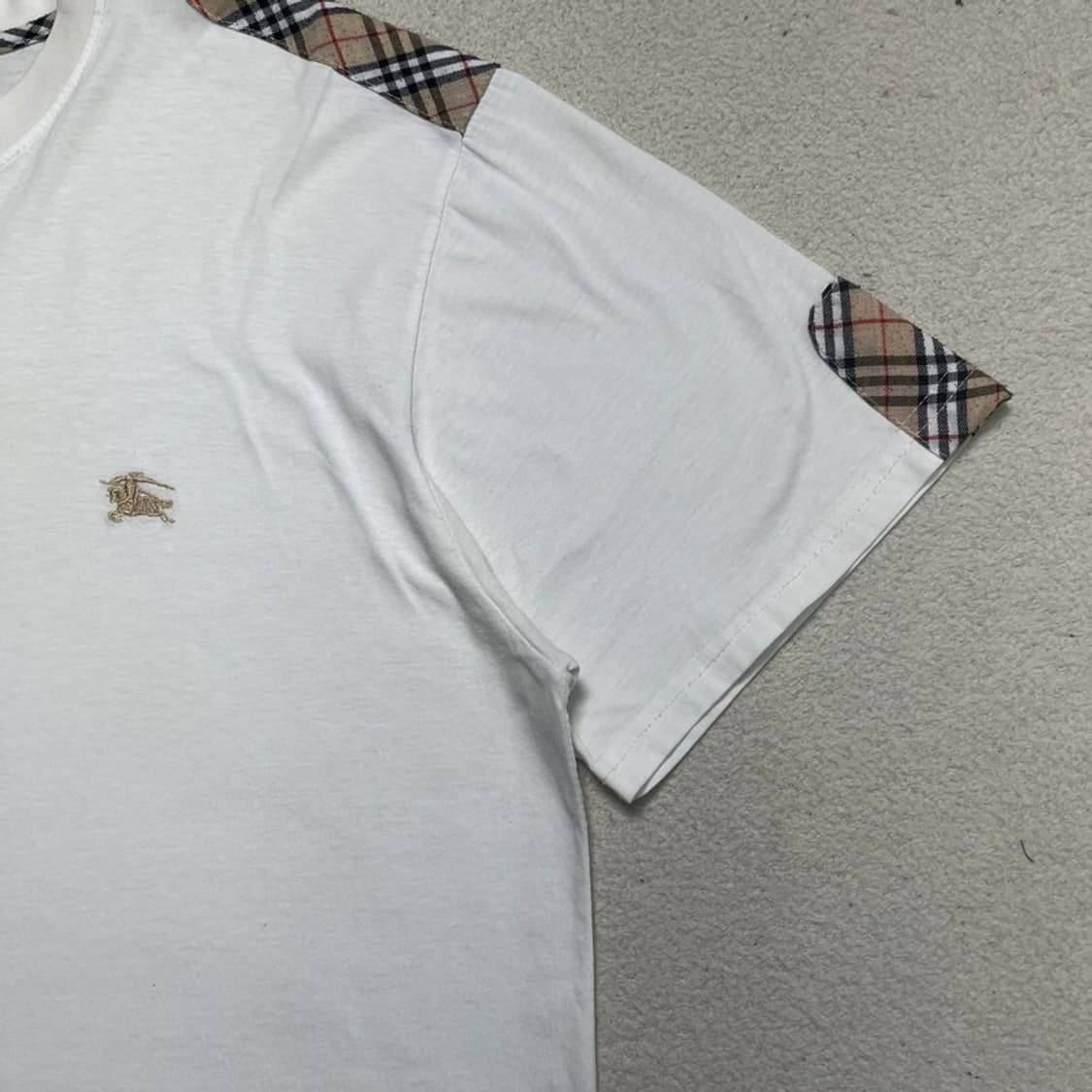  BURBERRY 반팔 티 XL 상품이미지4