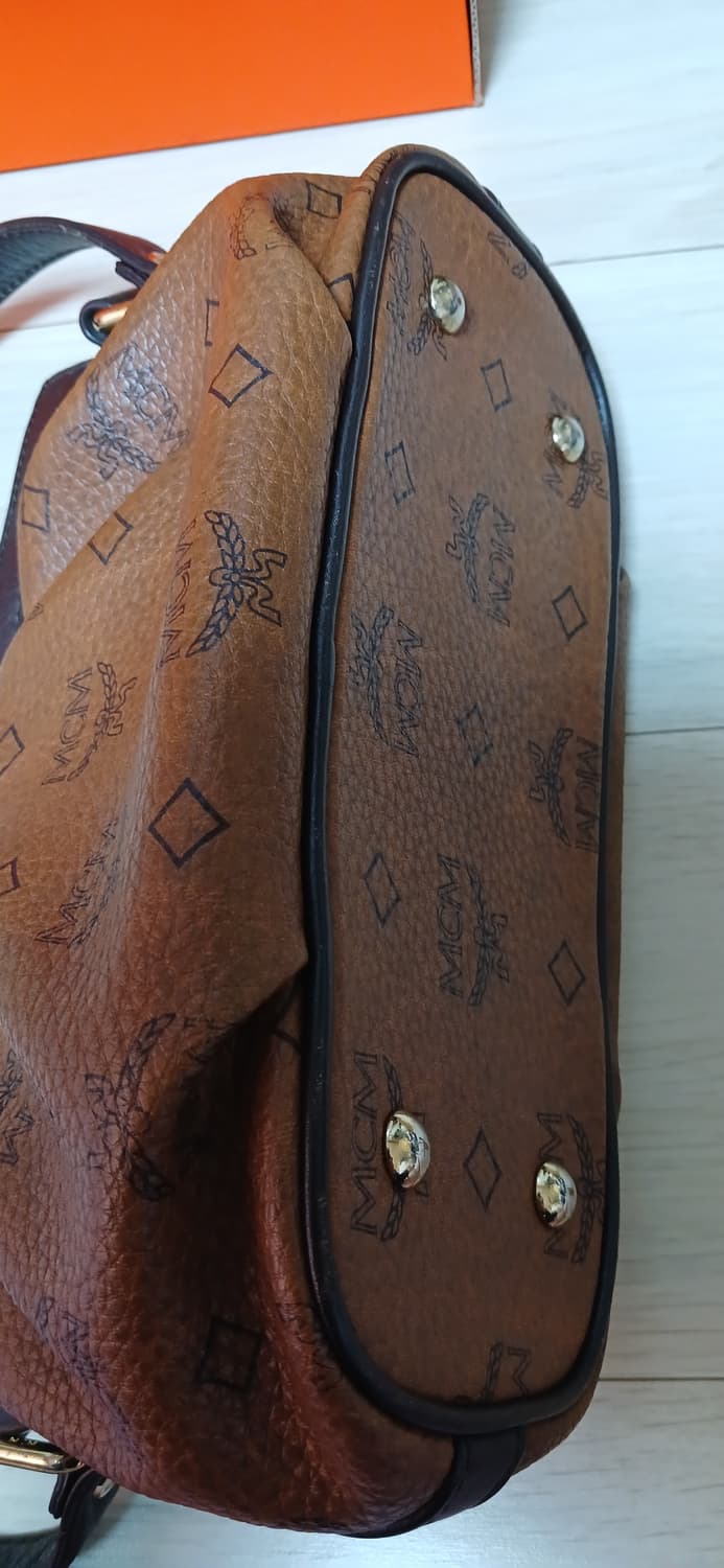 mcm 비세토스 미니숄더백  상품이미지9