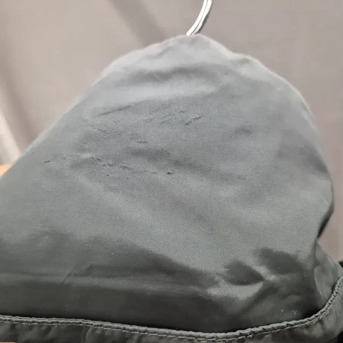 노스페이스 눕시 700 다운 점퍼 카키/블랙 100 상품이미지4