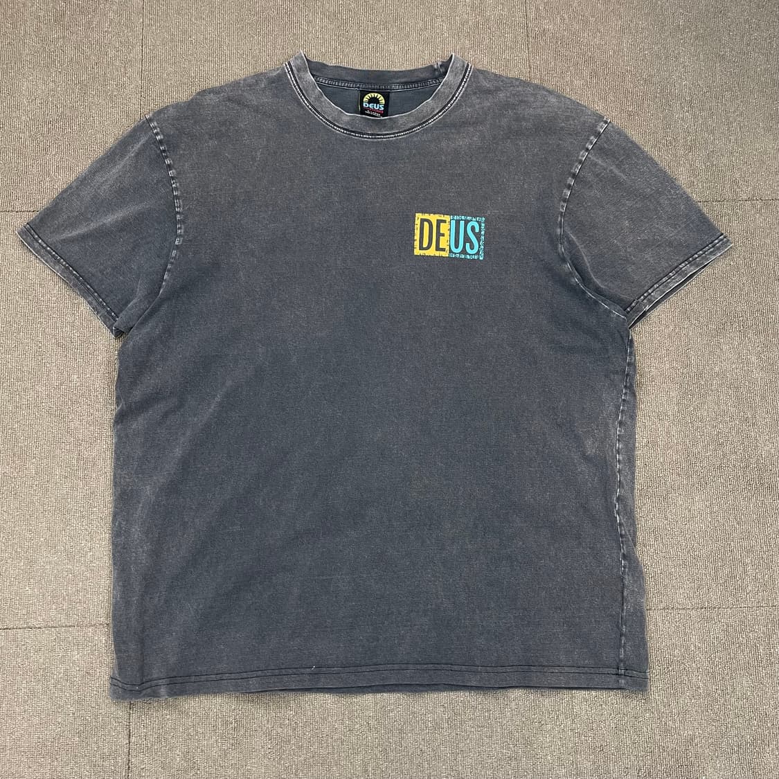 DEUS CUSTOMS 데우스 가먼트다잉 티셔츠  상품이미지2