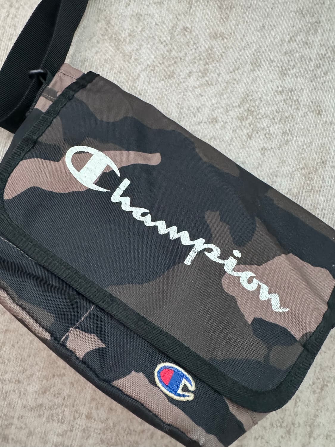 Champion 챔피온 카모패턴 크로스백 y2k가방 상품이미지2