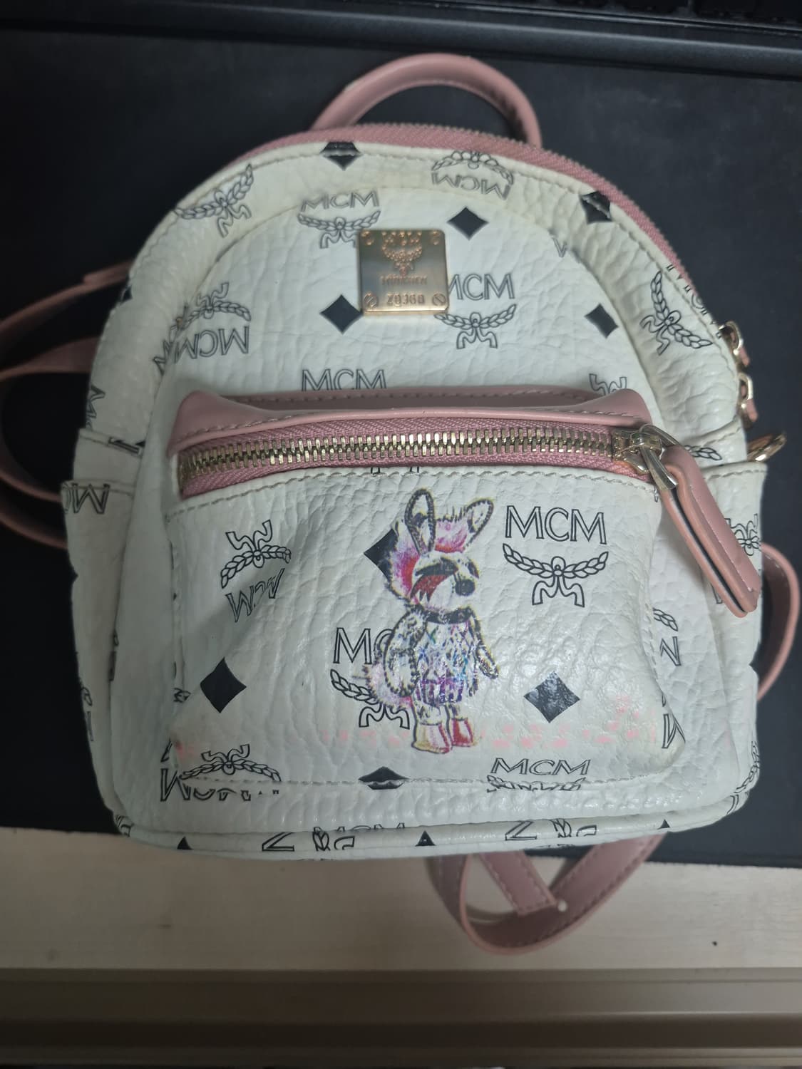 MCM 비세토스 클래식 미니 백팩 핑크 화이트 상품이미지1