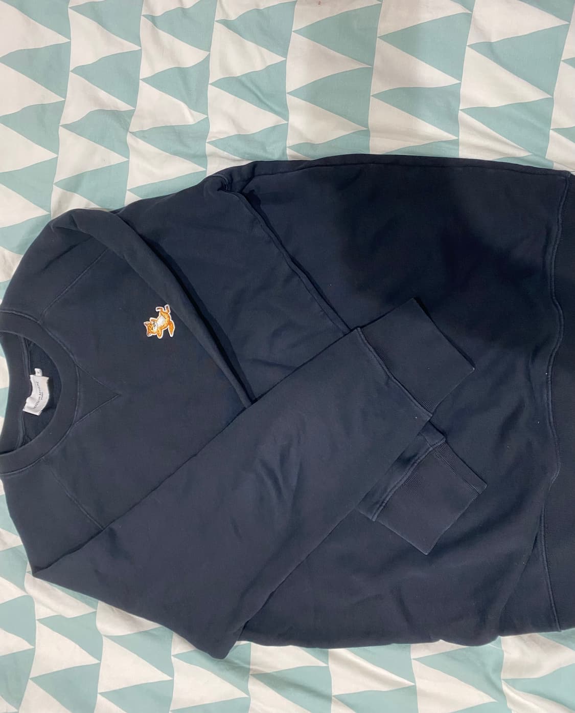 메종키즈네 블랙맨투맨 상품이미지3