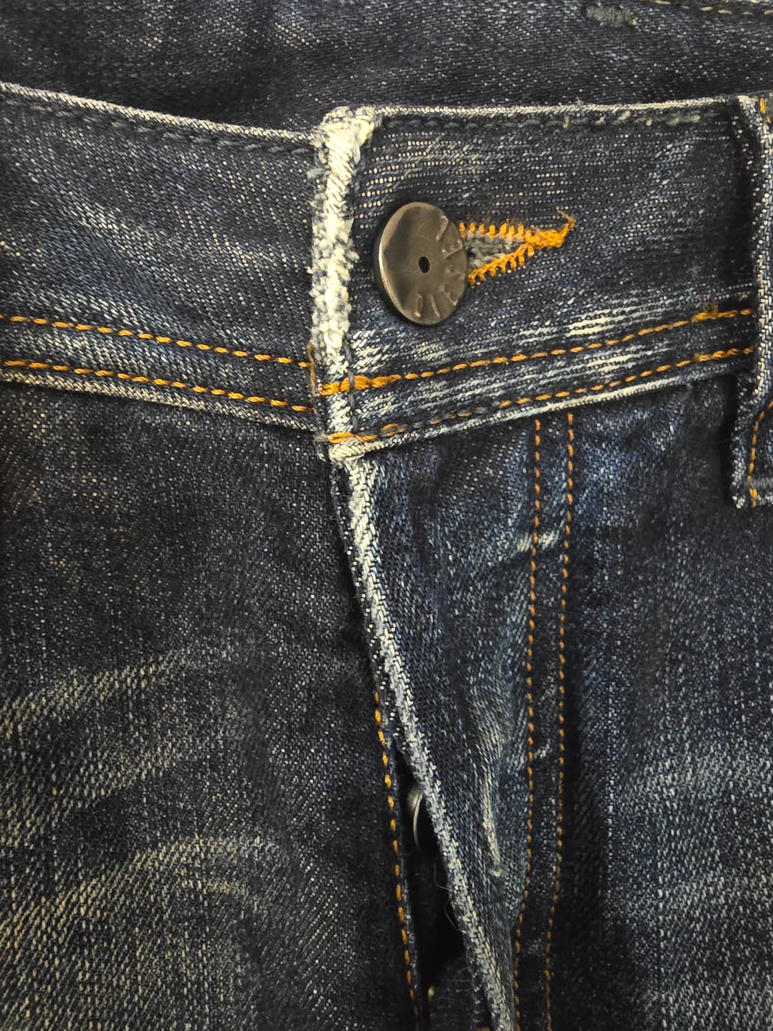 디젤 자티니 ZATINY 워싱데님 32사이즈입니다. 상품이미지3