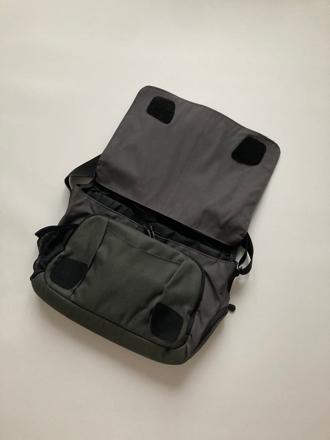 Business Crossbody Bag 상품이미지2