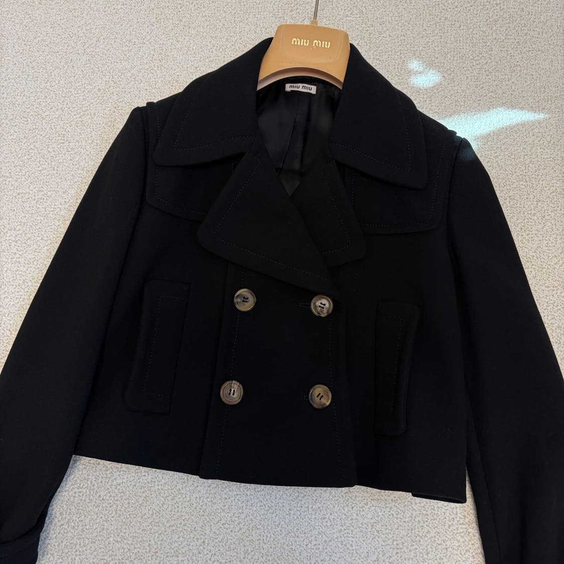 정품 미우미우 블랙 크롭 자켓 40사이즈 상품이미지7
