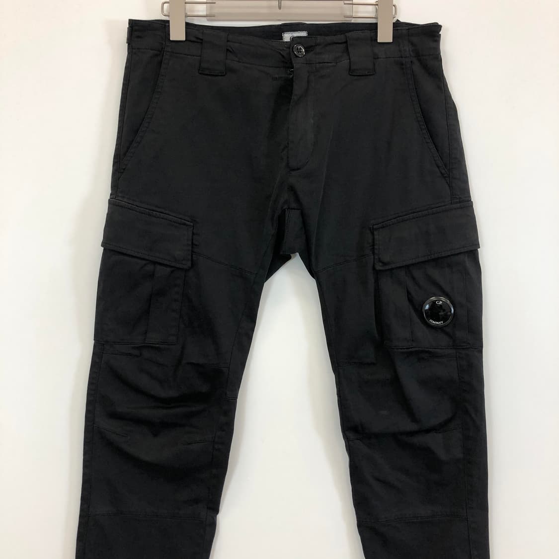 CP컴퍼니 ERGONOMIC FIT 렌즈 카고팬츠 46 상품이미지2