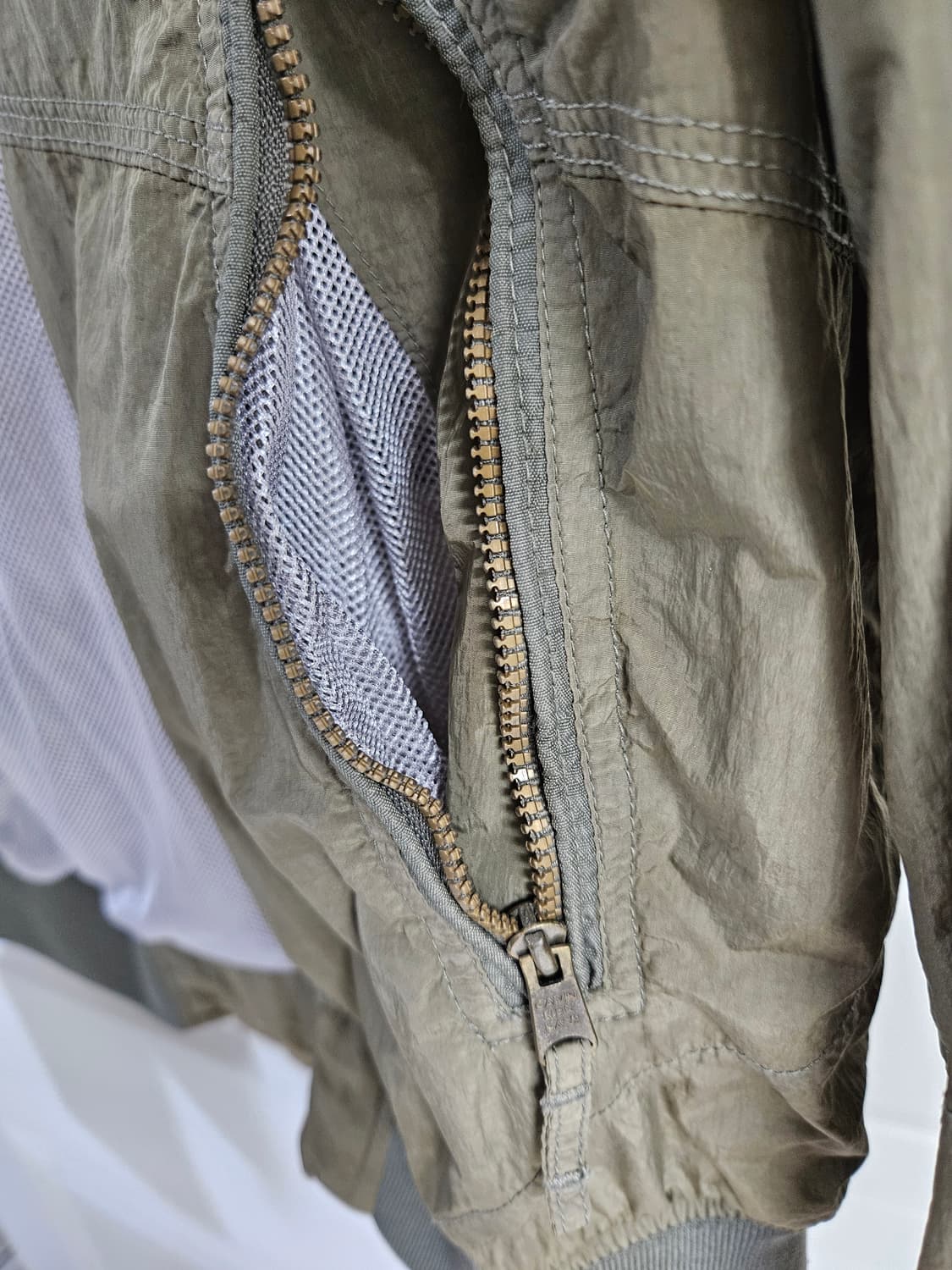 캘빈클라인진 바람막이 집업 95 (M) 상품이미지8