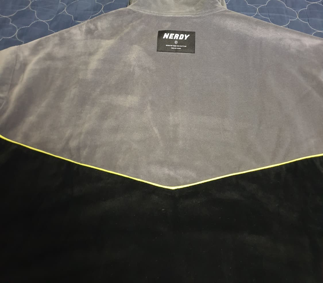 널디 오버사이즈 벨벳 배색 져지 집업자켓 블랙&그레이 (S) 상품이미지3