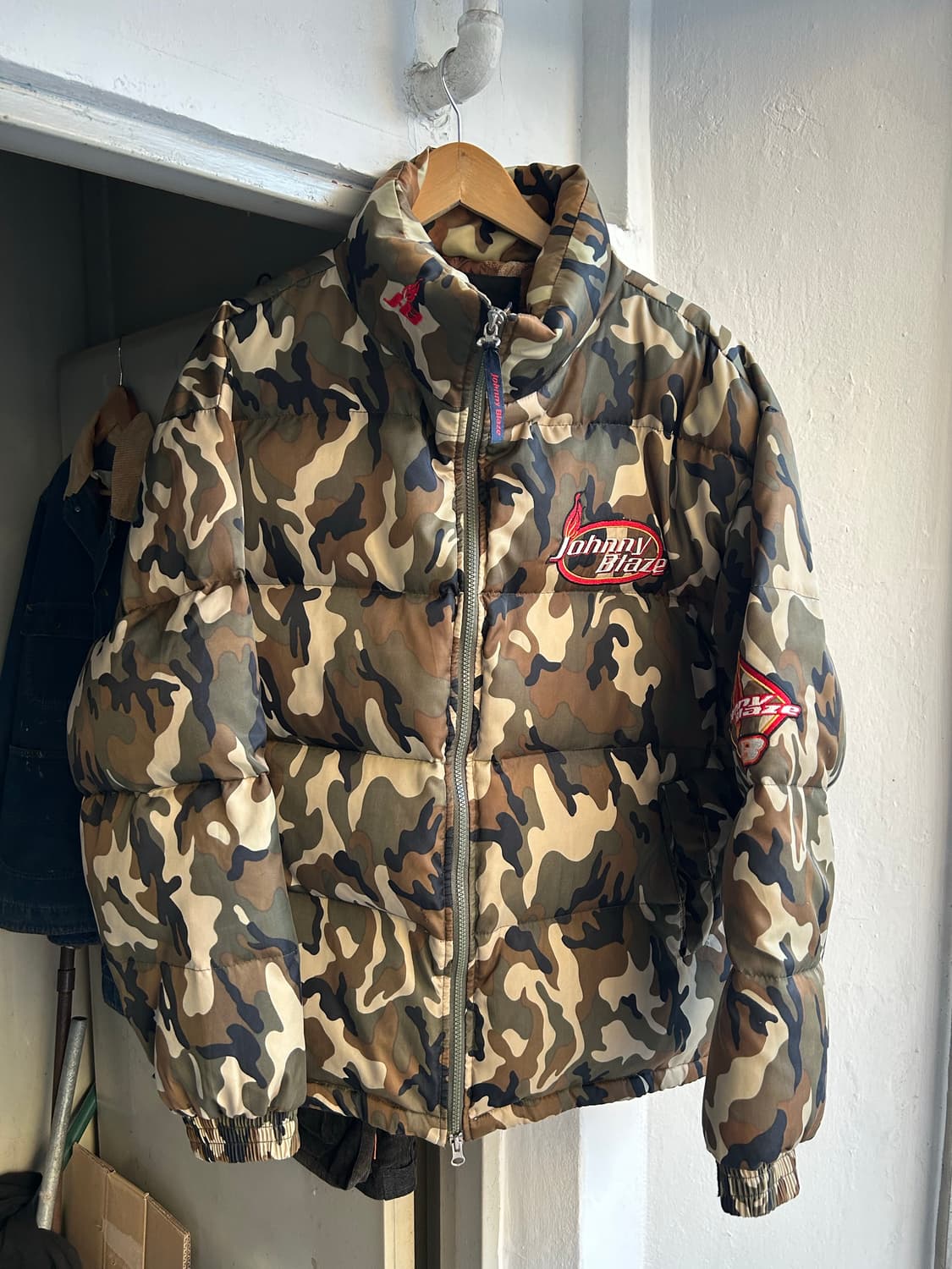 90‘s 조니 블레이즈 카모덕다운패딩 상품이미지1