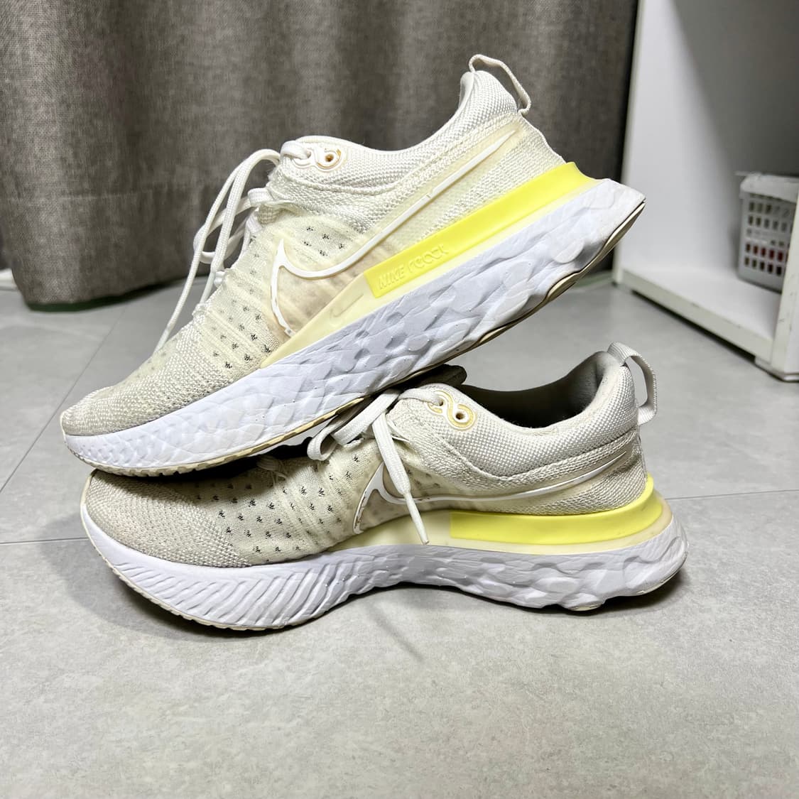 [240] 나이키 리액트 인피니티 런 플라이니트 상품이미지1