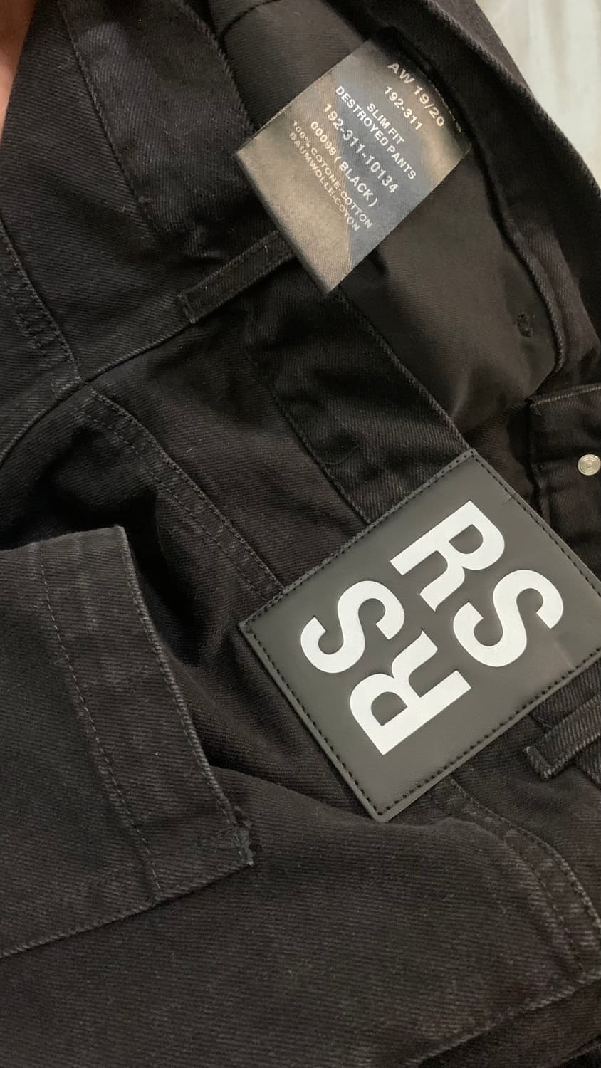 라프 시몬스 블랙 데미지 워싱 데님 팬츠 사이즈(31) 상품이미지10