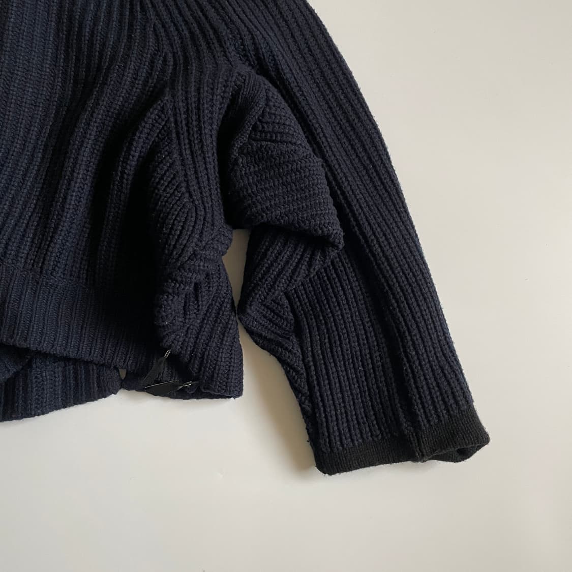 토가 풀라 오버사이징 니트 OS 상품이미지5