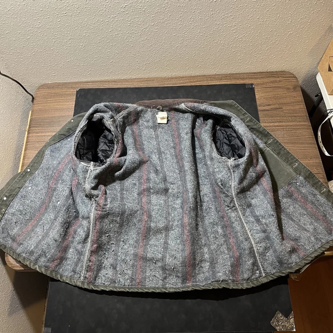 칼하트 C02 디트로이트 자켓 모스 그린 상품이미지3