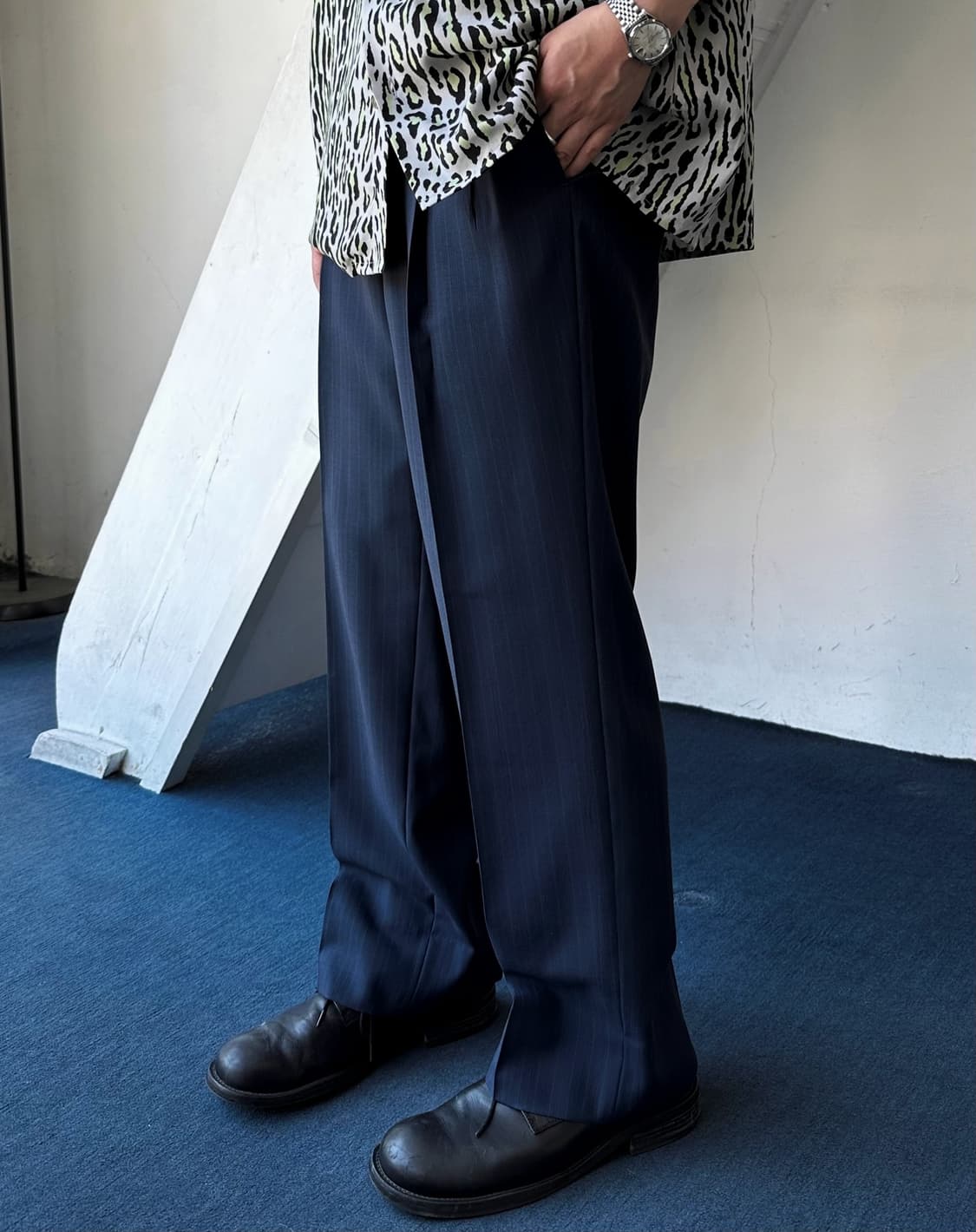 Design stripe 2 pleats wide trouser 상품이미지6