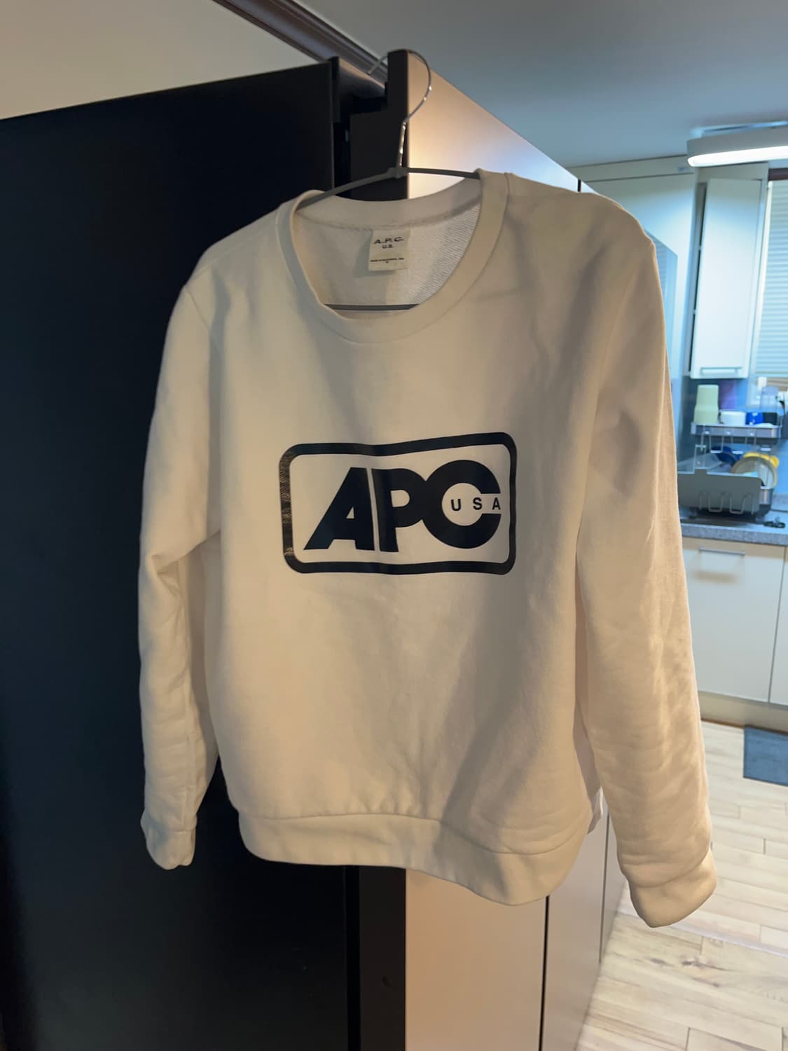 A.P.C. 아페쎄 맨투맨 made in usa. 상품이미지3