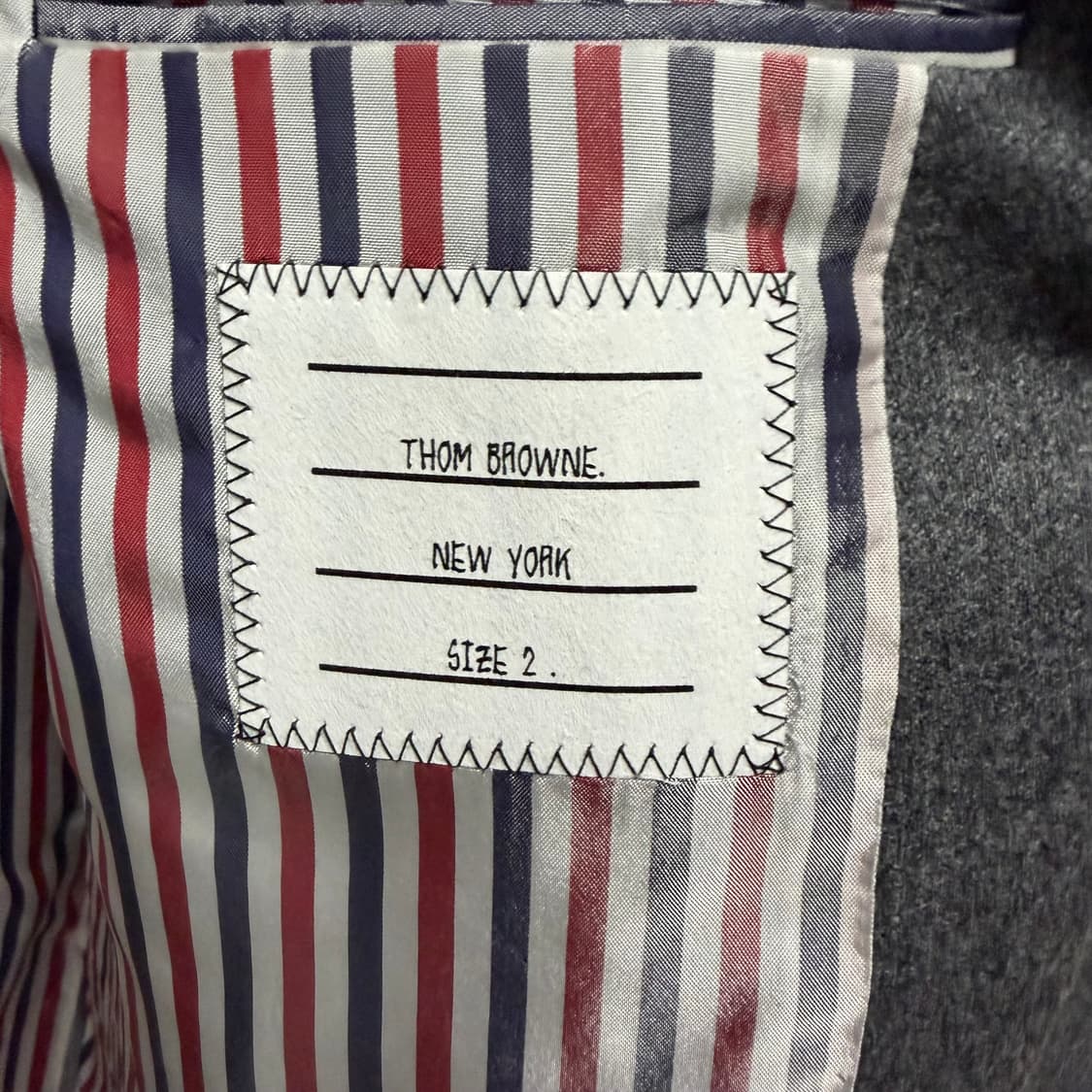 [S+급/2] 톰브라운 사선완장 울 체스터필드 오버 코트 그레이 상품이미지9