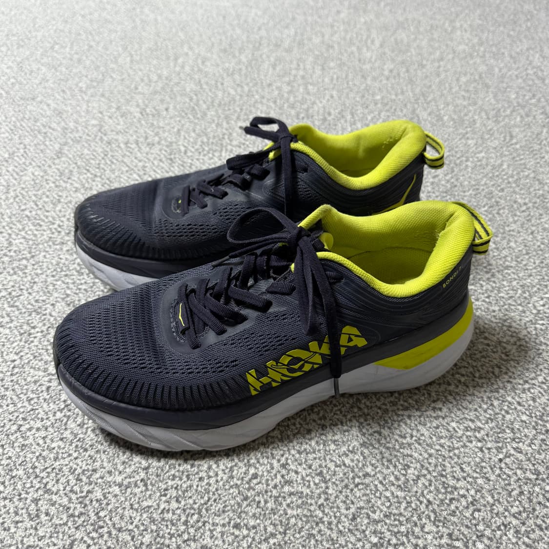 [정가 20만원] HOKA 호카 본디7 러닝화 250 상품이미지4