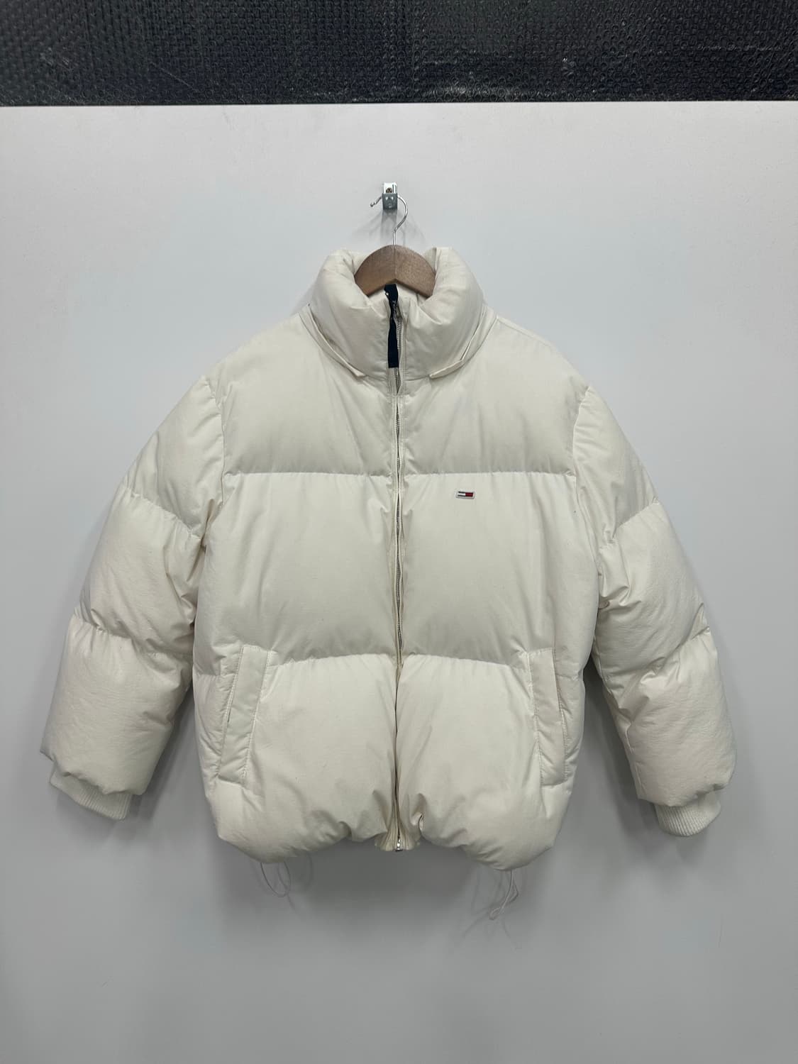 타미힐피거 화이트 아이보리 패딩  상품이미지1