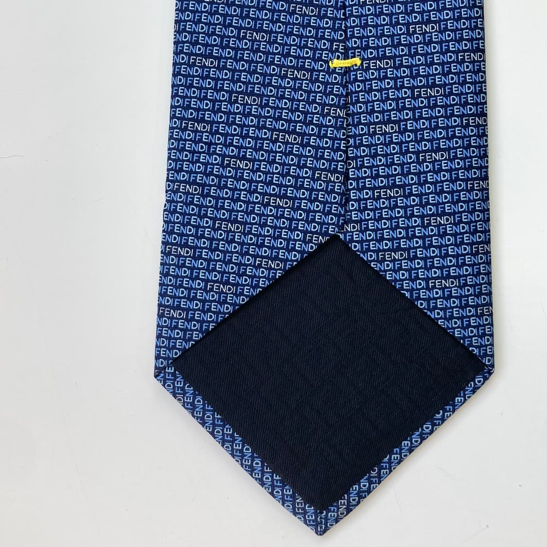 (새상품급)펜디 영문모노그램 FENDI 명품 정품넥타이 상품이미지7