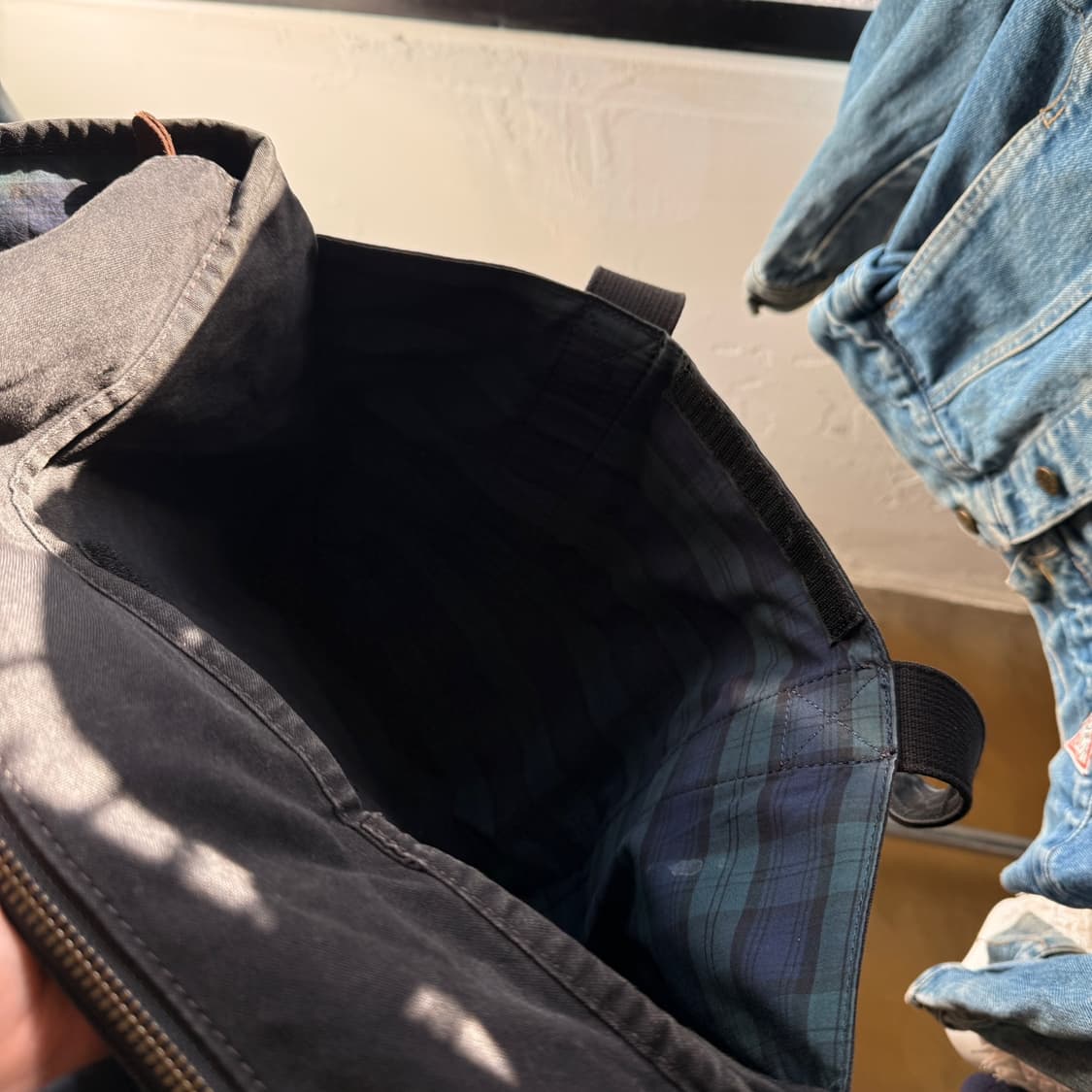 빔즈 플러스 페이딩 스웨이드 타탄체크 안감 토트백 상품이미지7