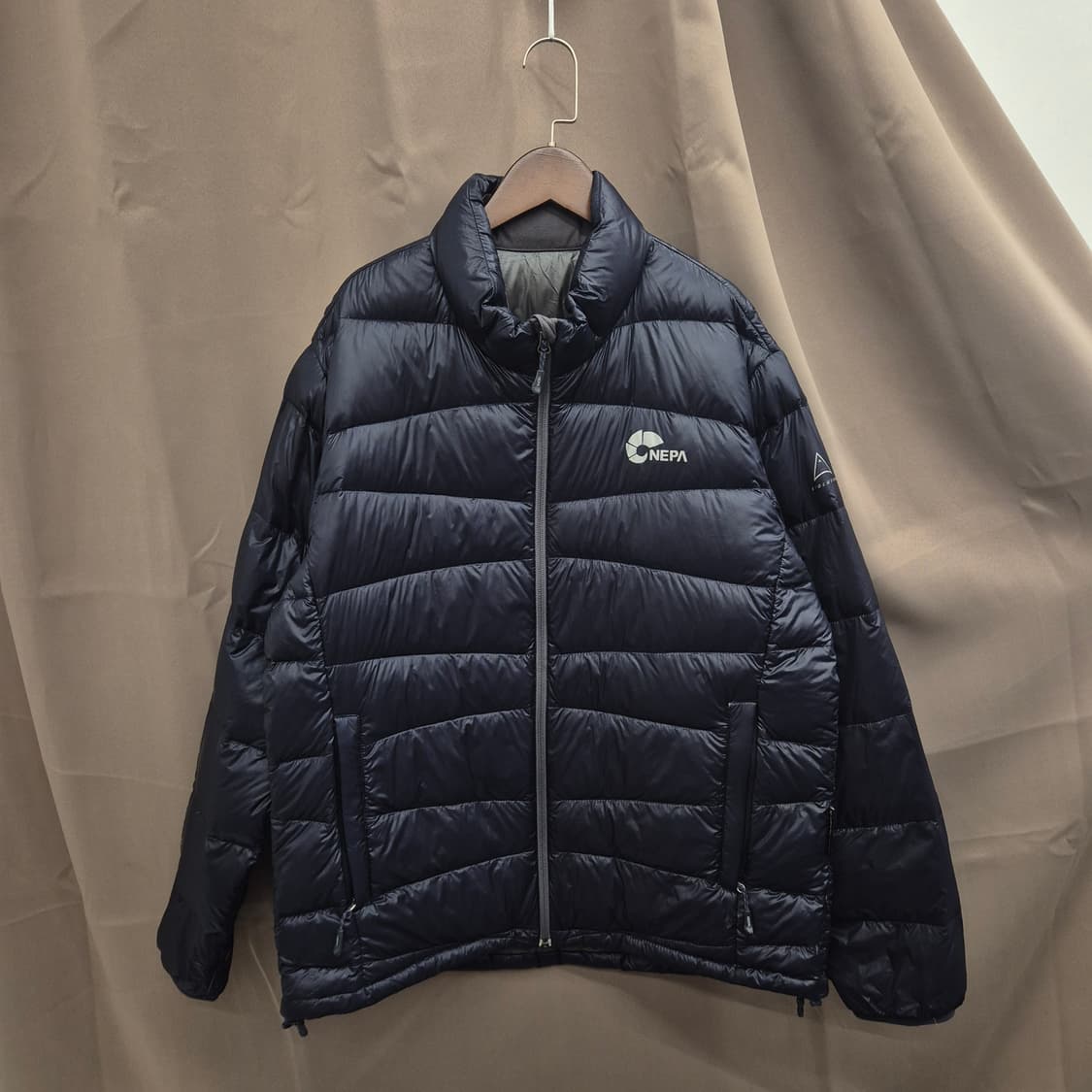 네파 구스 경량 패딩 105 상품이미지1