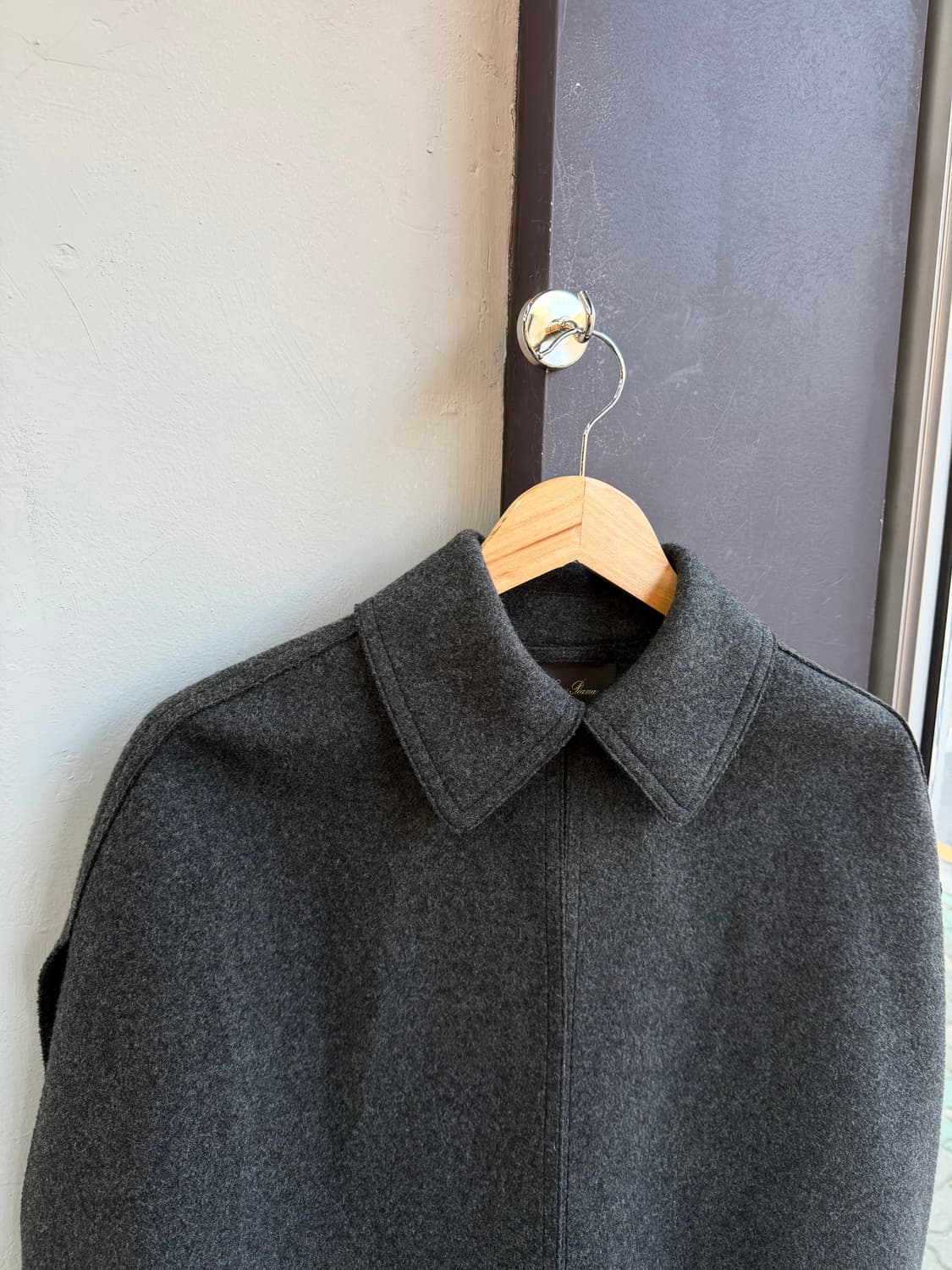 로로피아나 캐시미어 레더 케이프 망토 상품이미지4