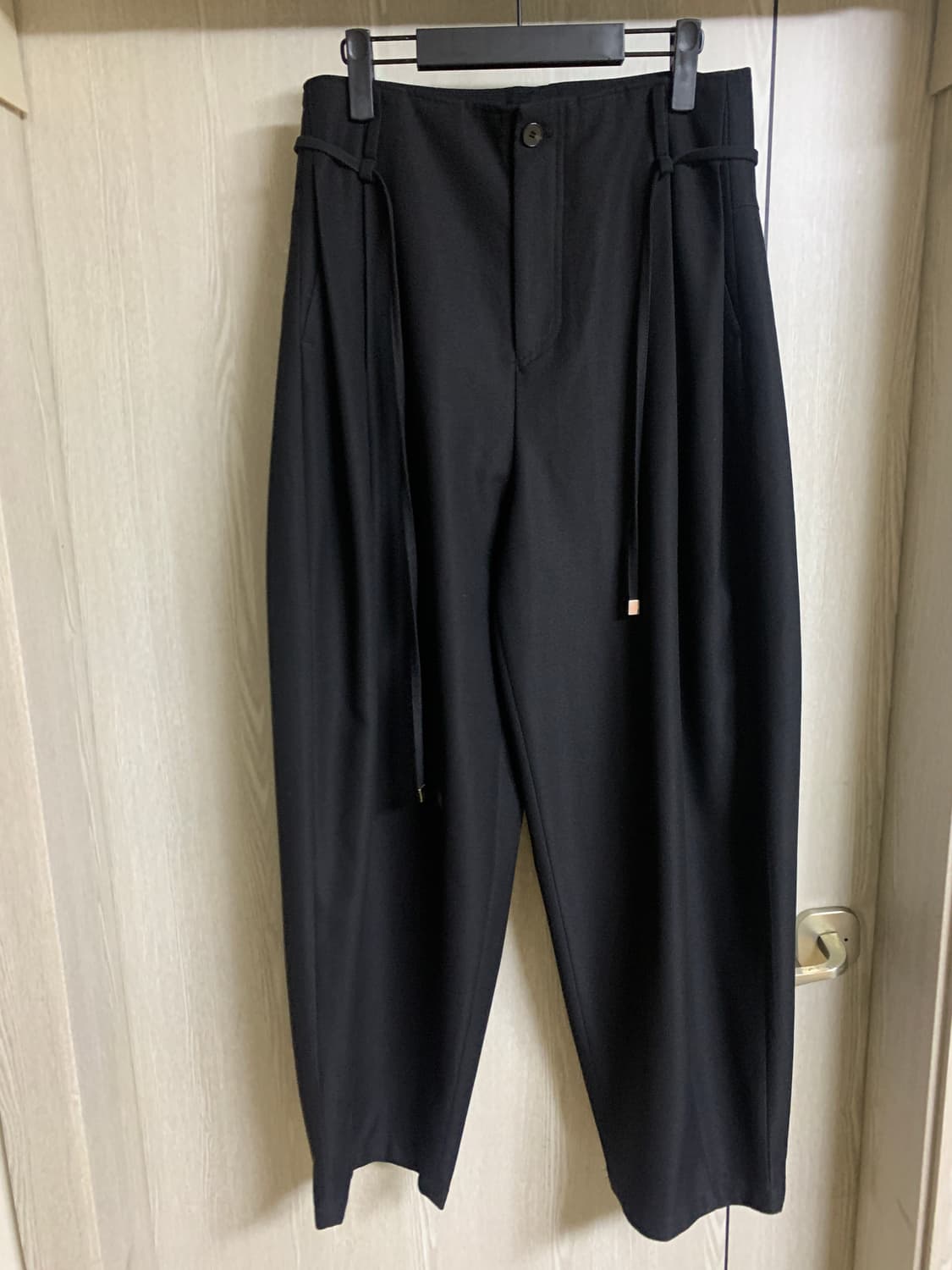 엘무드 리옹 벌룬핏 와이드 슬랙스 블랙 44 상품이미지2