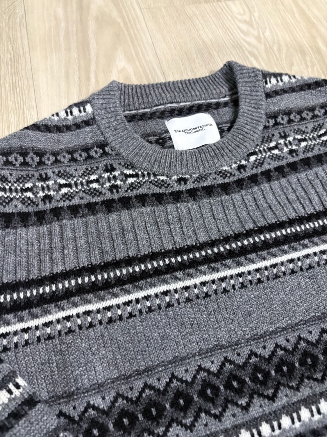 솔로이스트 25aw 페어아일 니트 상품이미지2