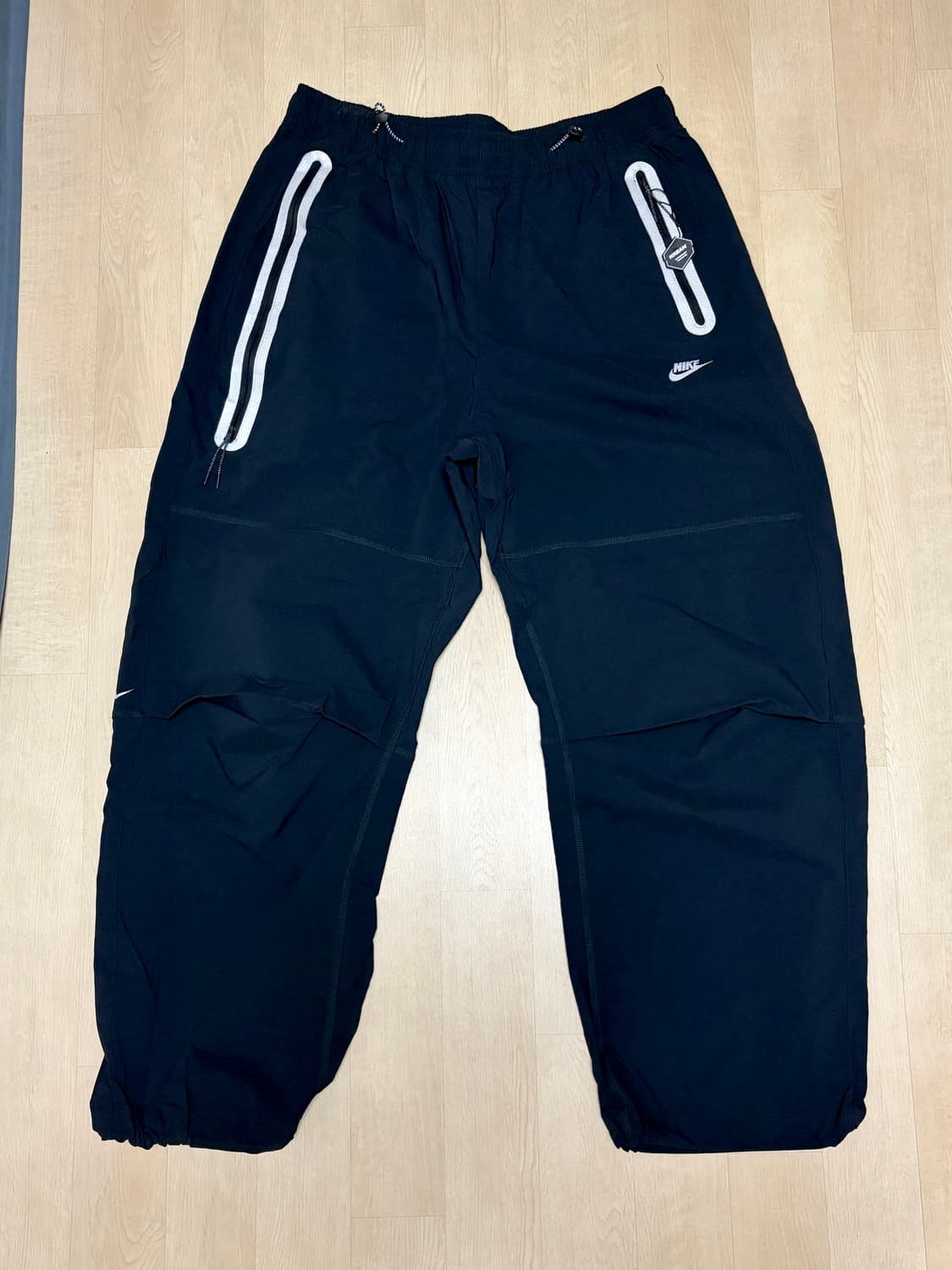 나이키 테크 우븐 팬츠(IM7259-010) 상품이미지2