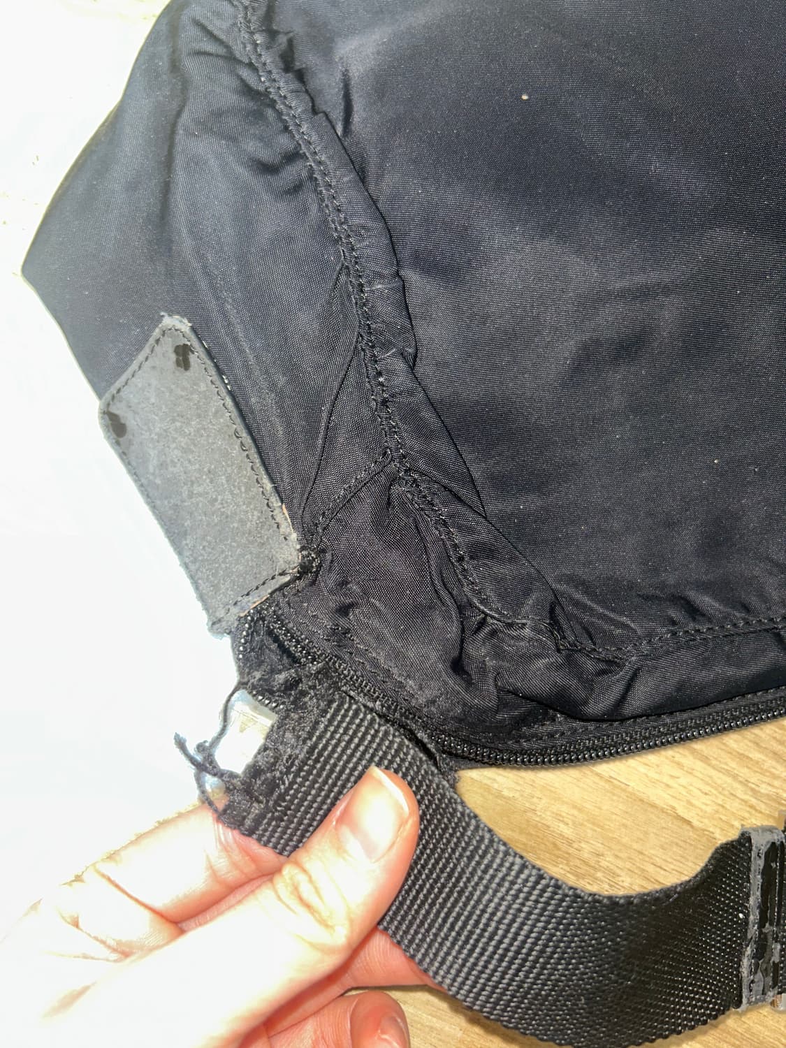 프라다 빈티지 나일론 메신저 백 상품이미지3