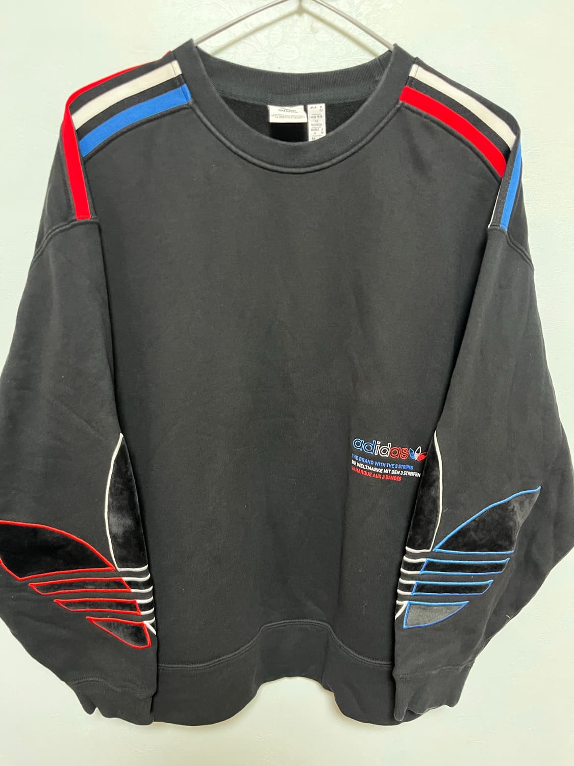 아디다스 삼선 여성 맨투맨 상품이미지1