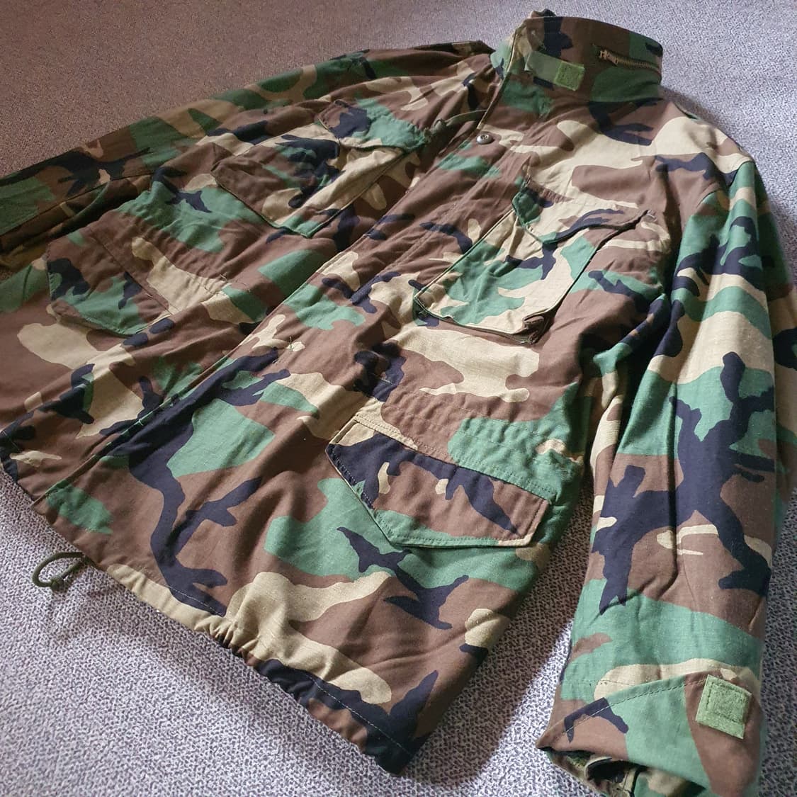 83s 미군 오리지널 우드랜드 카모플라쥬 M65 필드 자켓 상품이미지2