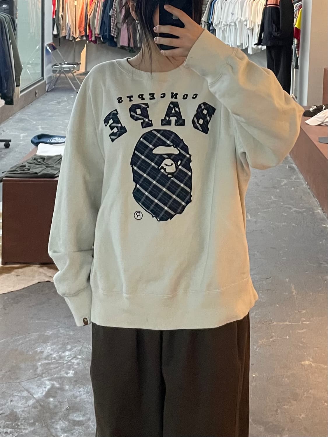 베이프 X CONCEPTS 크루넥 맨투맨 H2493 상품이미지1