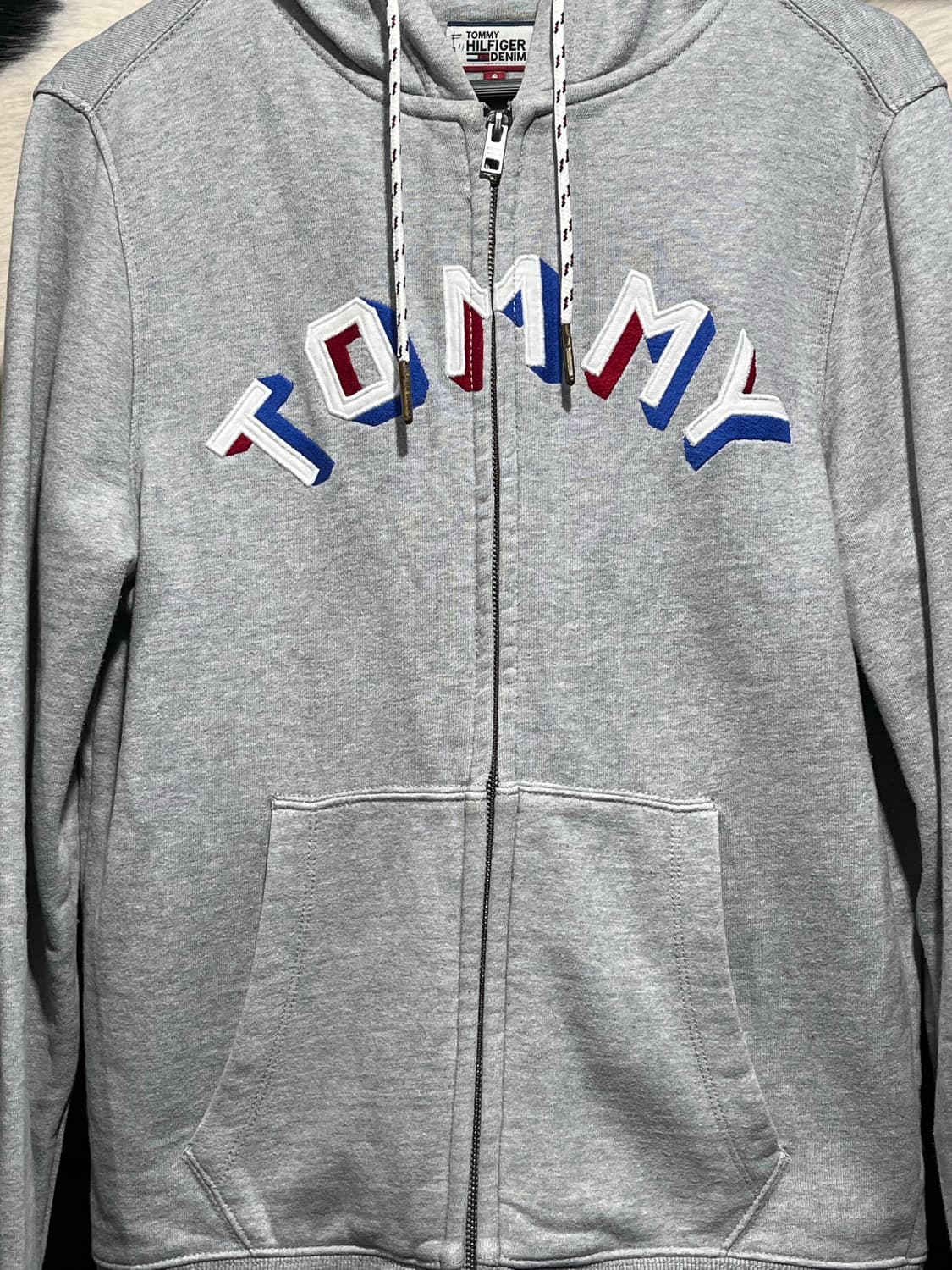 타미힐피거 자수 로고 프린팅 후드집업 상품이미지4