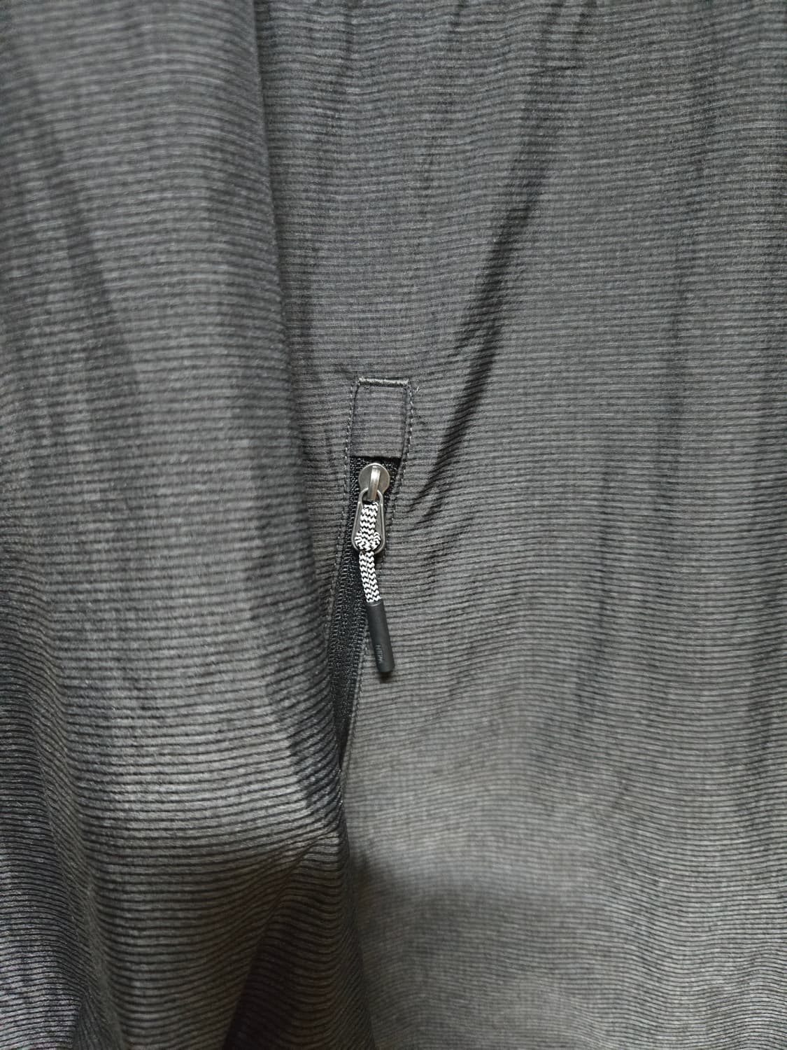 네파 남성 투톤 초경량 바람막이 점퍼(100사이즈) 상품이미지3