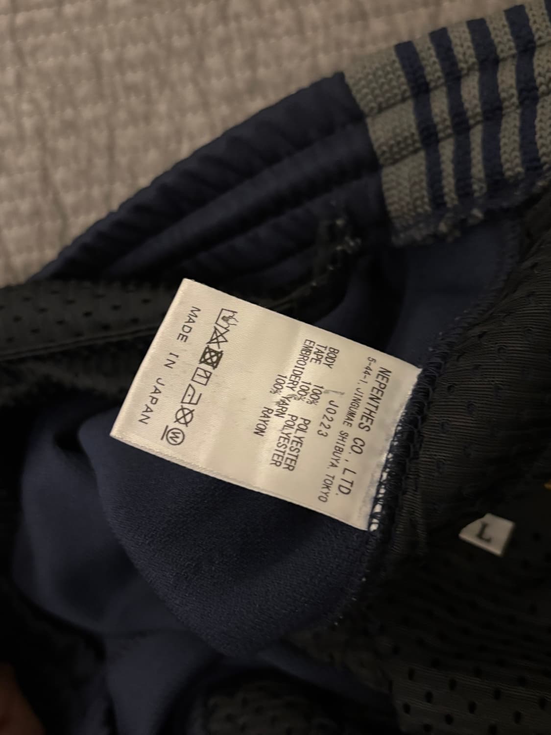 니들스 트랙팬츠 네이비 내로우핏 L 상품이미지5