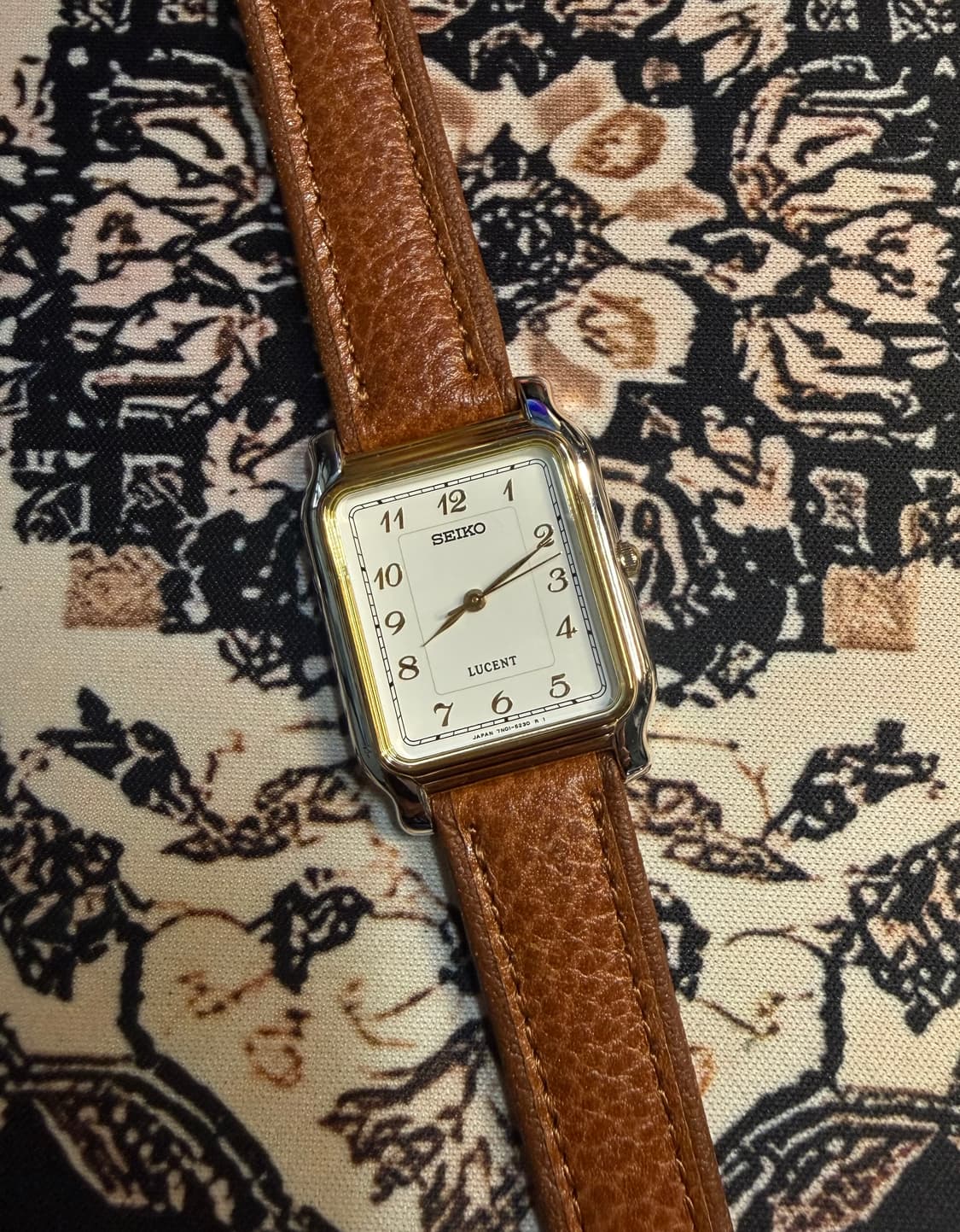 SEIKO 빈티지 쿼츠 시계 상품이미지1