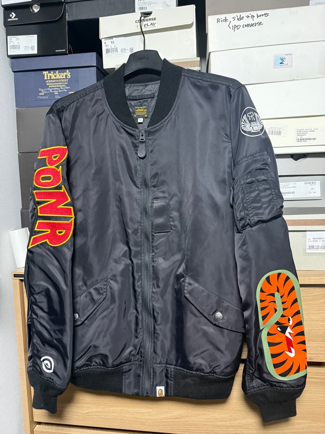 베이프 샤크 ma-1 상품이미지1