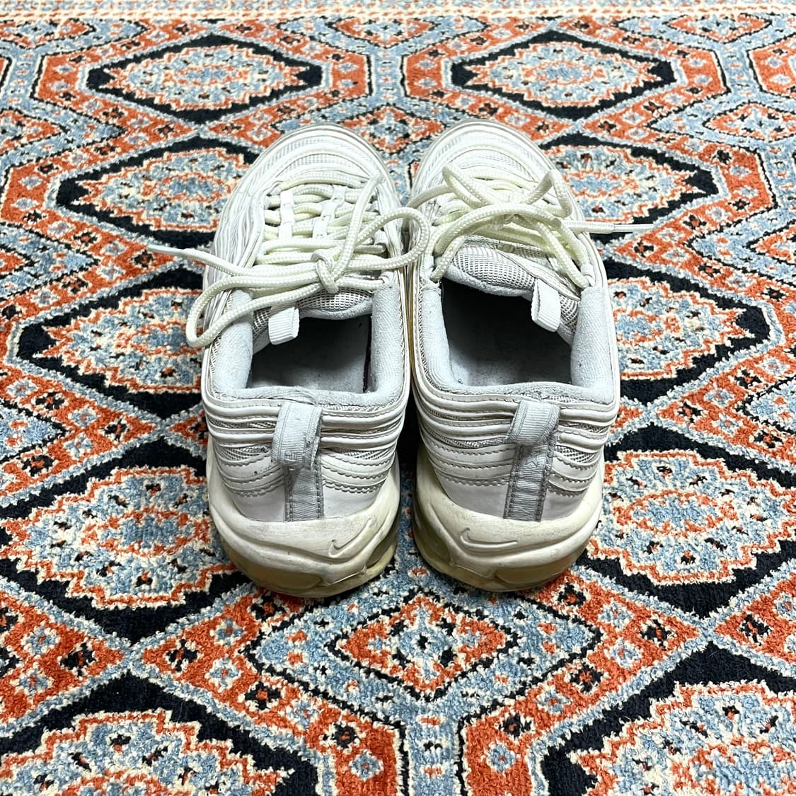 나이키 화이트 에어맥스 운동화 US 7 상품이미지4