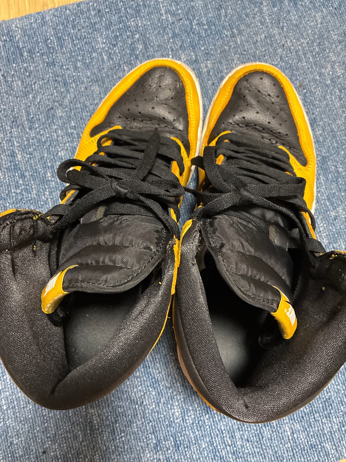 Nike 조던1 하이 택시(?) 상품이미지3