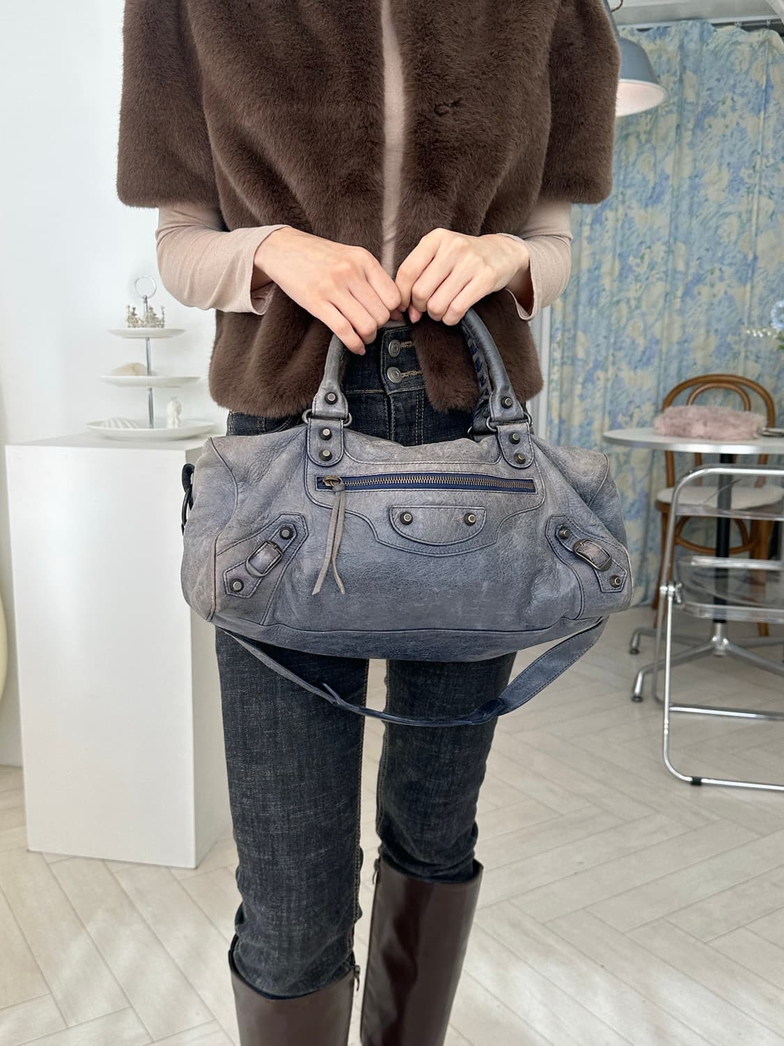 [A 정품] 발렌시아가 시티 모터백 트위기 블루그레이 상품이미지10