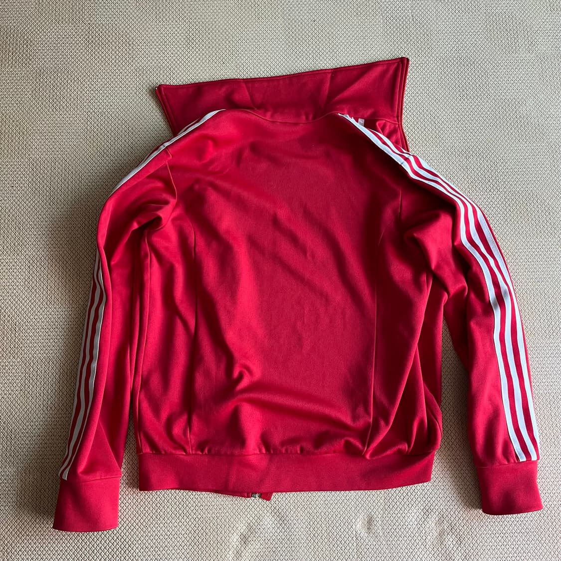 아디다스 유로파 레드 져지 상품이미지2