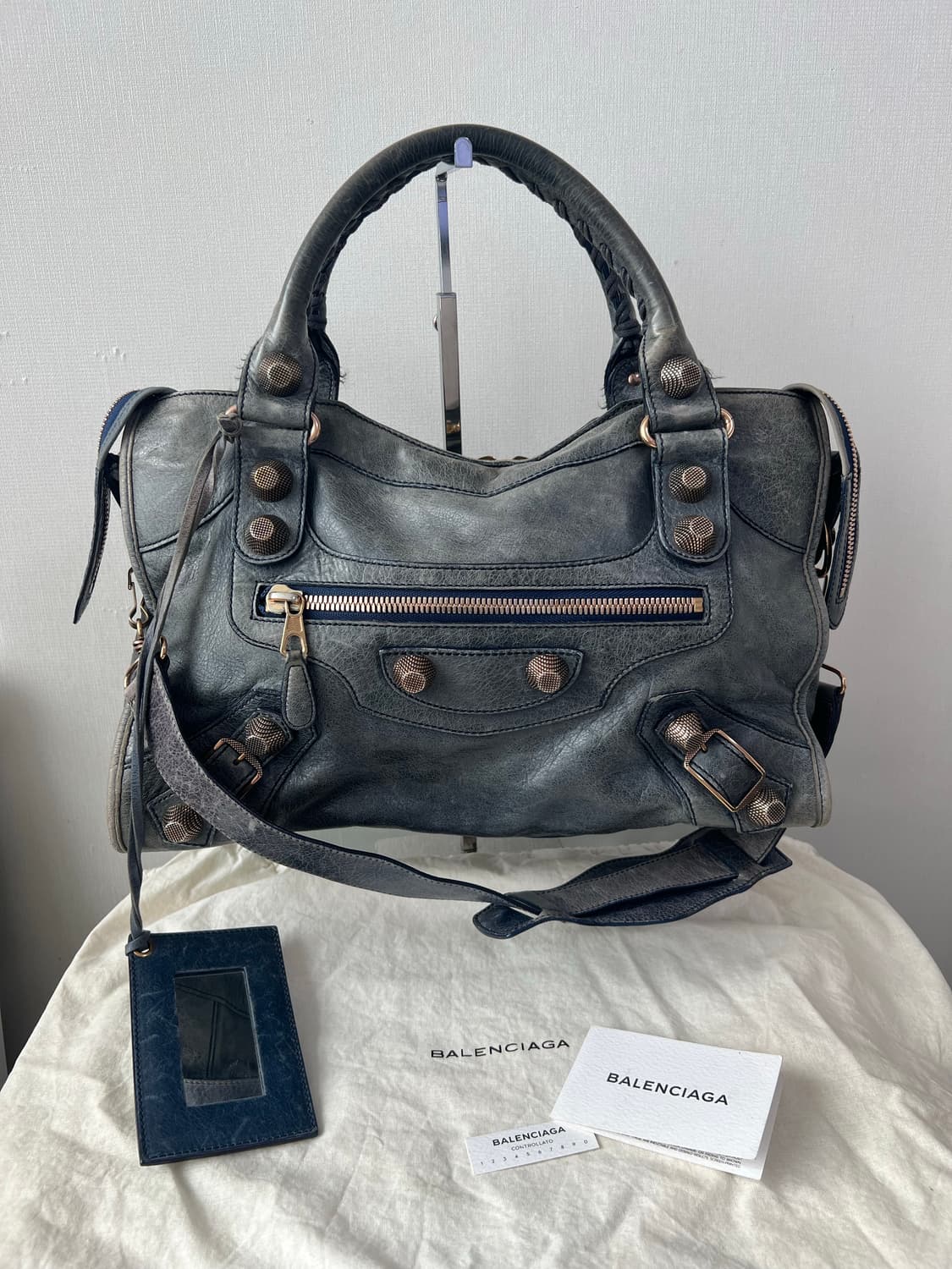 발렌시아가 모터백 상품이미지4