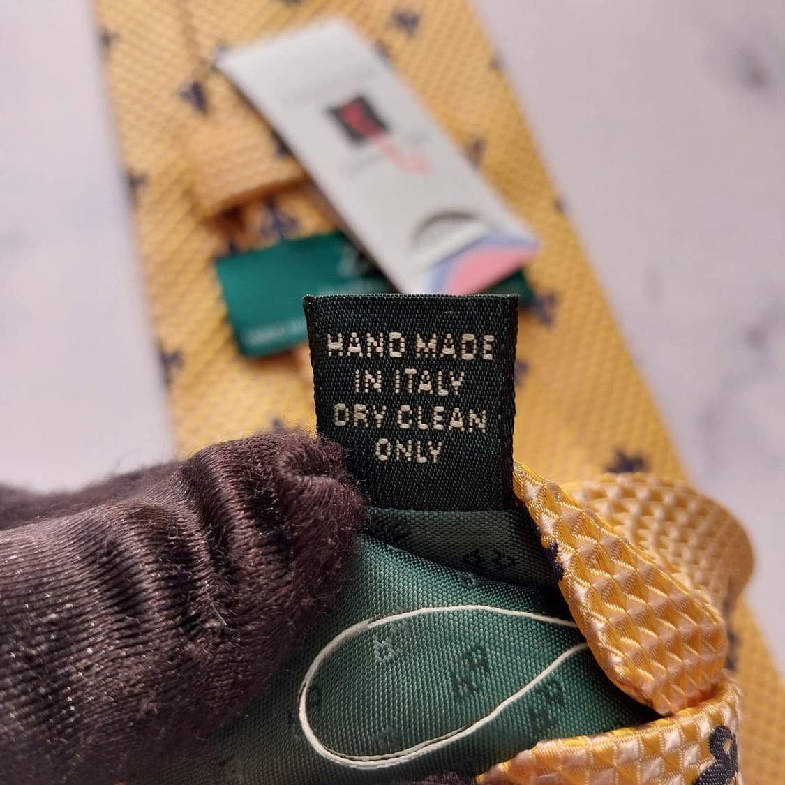 앤드류스 타이 실크 옐로우 패턴 넥타이 9.5cm 새제품 K1909
 상품이미지10