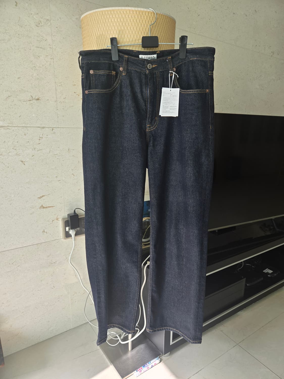 일꼬르소 다크 네이비 색상 와이드 데님 L사이즈 상품이미지1