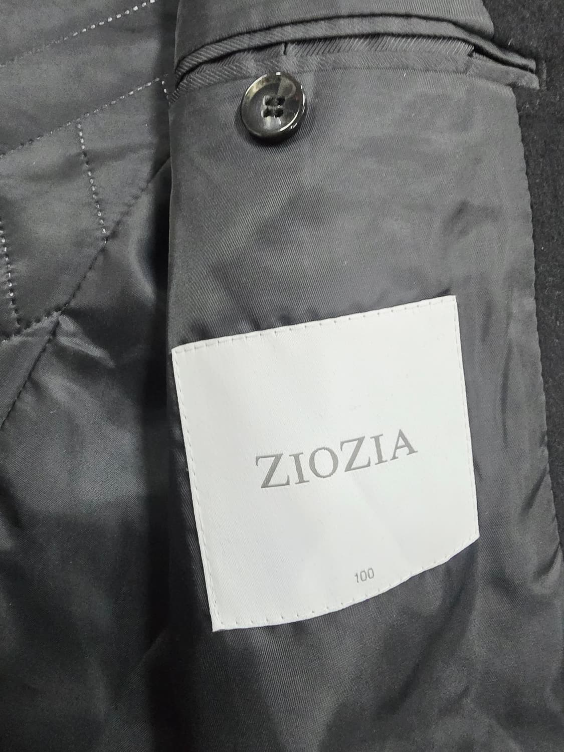 지오지아 모캐시미어혼방 블랙 남성 코트100 상품이미지9