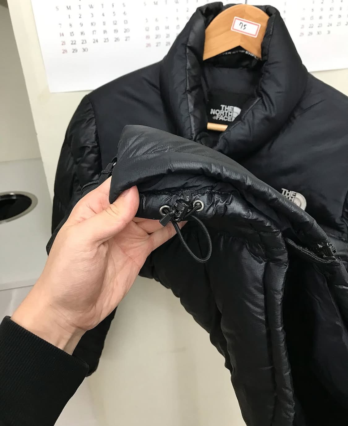 노스페이스 700 눕시 패딩 상품이미지3