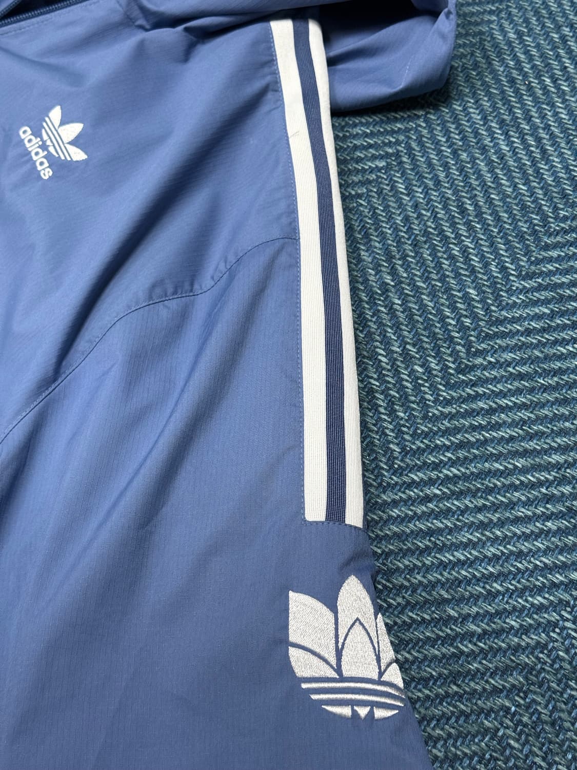 아디다스 바람막이 상품이미지3